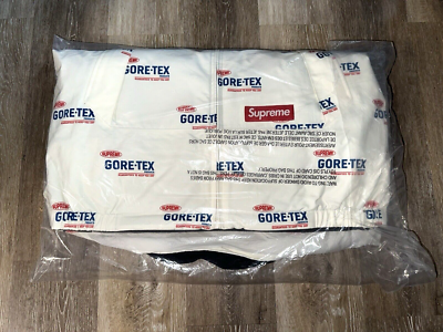 Supreme GORE-TEX Reversible Polartec Lined Jacket SS22
