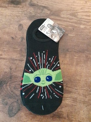 Womens Socks Star Wars Mandalorian Liner W/ Grippers Size 4-10 NWT 