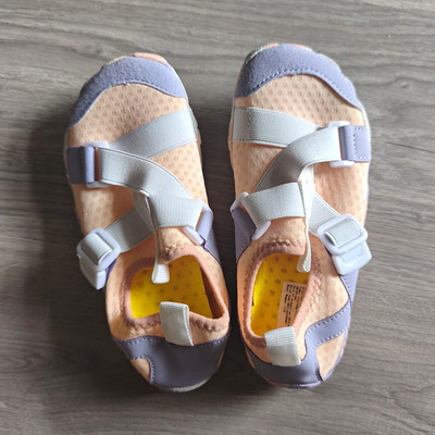 Mädchen Sandalen EU 31 lila/blau Klettverschluss offene Zehen Freizeit