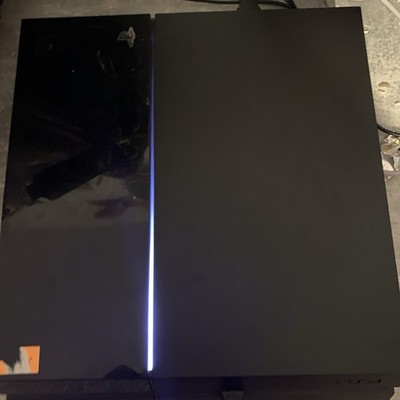 Sony PlayStation 4, CUH1216B mit Controller