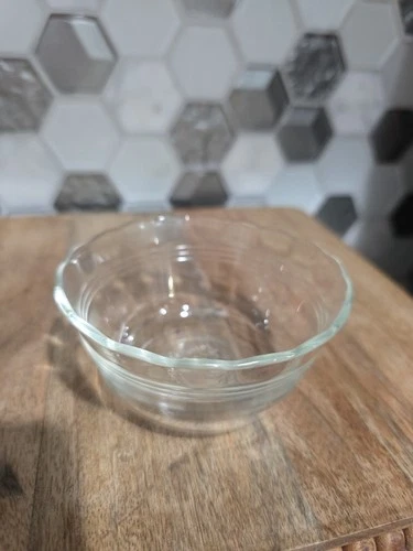 Vintage Pyrex Corning 463 Custard Cup Scalloped Edge 175ml Set Of 5. Nice!