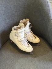 Riedell Figure Skates Women's 3  ULTIMA ELITE EXT Blades