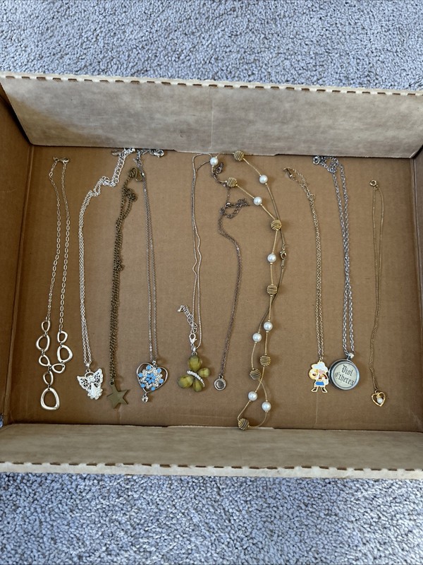 lot of 10 vintage To Now jewelry chain necklace Rhinestone Faux Pearl Enamel
