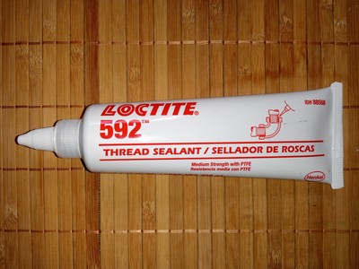 Loctite 59241 Pipe Sealant, 250mL, Tube, Medium, White