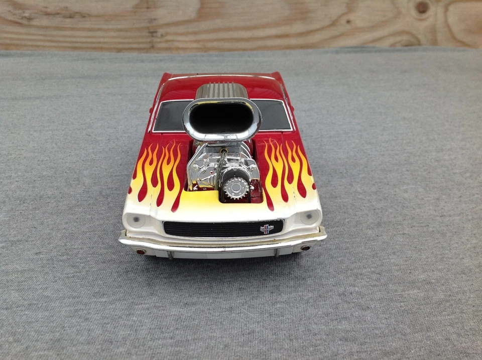 Muscle Machines 1970 Ford Mustang, 2000, 1:18 Scale Diecast - Image 3 of 4