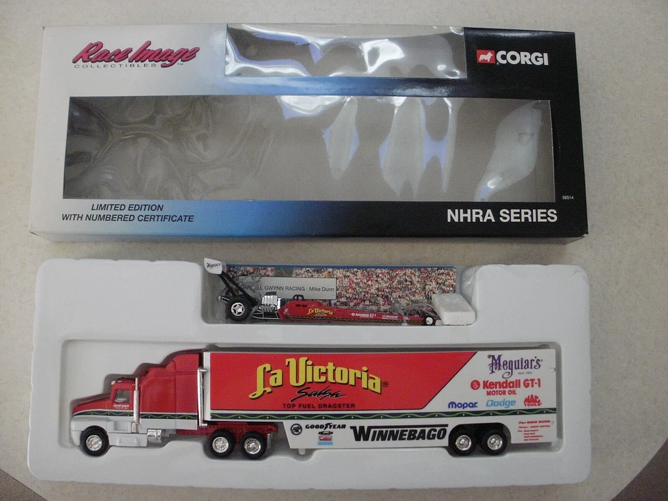 NHRA 1/64 DARRELL GWYNN MIKE DUNN LA VICTORIA SALSA HAULER AND DRAGSTER - Image 2 of 4