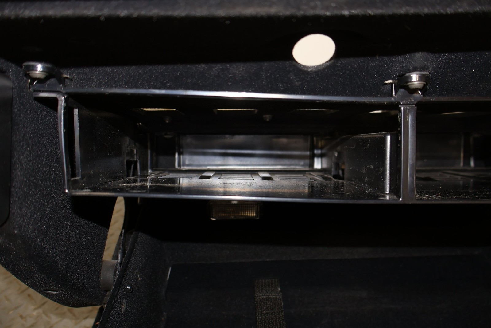 Bentley Continental 2006 Glove box