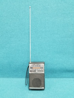 #ad #ad VTG General Electric AM FM Portable Radio 7 2500A Works w Loose Battery Connect $24.99