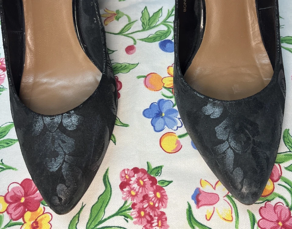 Donald J. Pliner Bonita Paisley Ornate Shyne Suede Leather Black Pumps Size 8.5  Foto 2 de 4