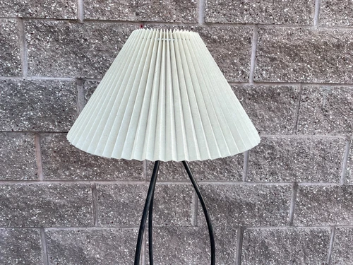 Vintage Mid-Century Modern MCM Fish Wire Wrought Iron Tripod Floor Lamp Calif - Picture 4 of 13