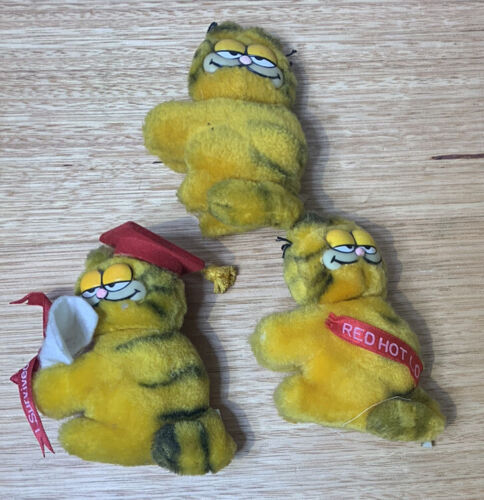Garfield Vintage Plush Clip On x 3 - Graduation, Lover & Plain RARE Hard to Find - Picture 1 of 12