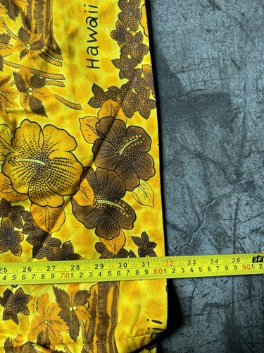1960s Vintage ROYAL HAWAIIAN Floral Sleeveless Dress Yellow Gold - Picture 11 of 11