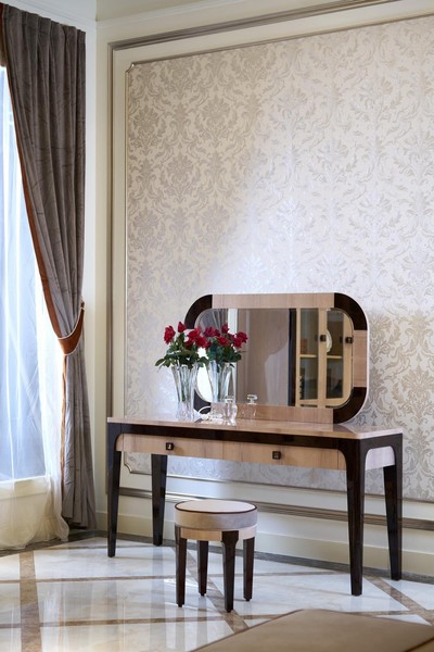 Tisch Modern Konsole Spiegel Kommode Schminktisch Schlafzimmer Hocker Konsolen-image