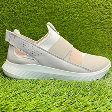 Ecco St.1 Lite Slip-On Womens Size 9 Beige White Athletic Running Shoes Sneakers