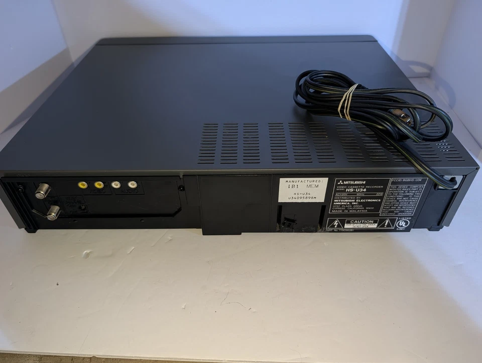 Grabadora de video de videocasete Mitsubishi HS-U34 VCR vintage sin control remoto sin probar tal como está Foto 4 de 4