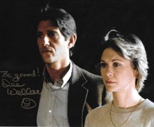 * DEE WALLACE * signed 8x10 photo * E.T. THE EXTRA TERRESTRIAL * COA * 1