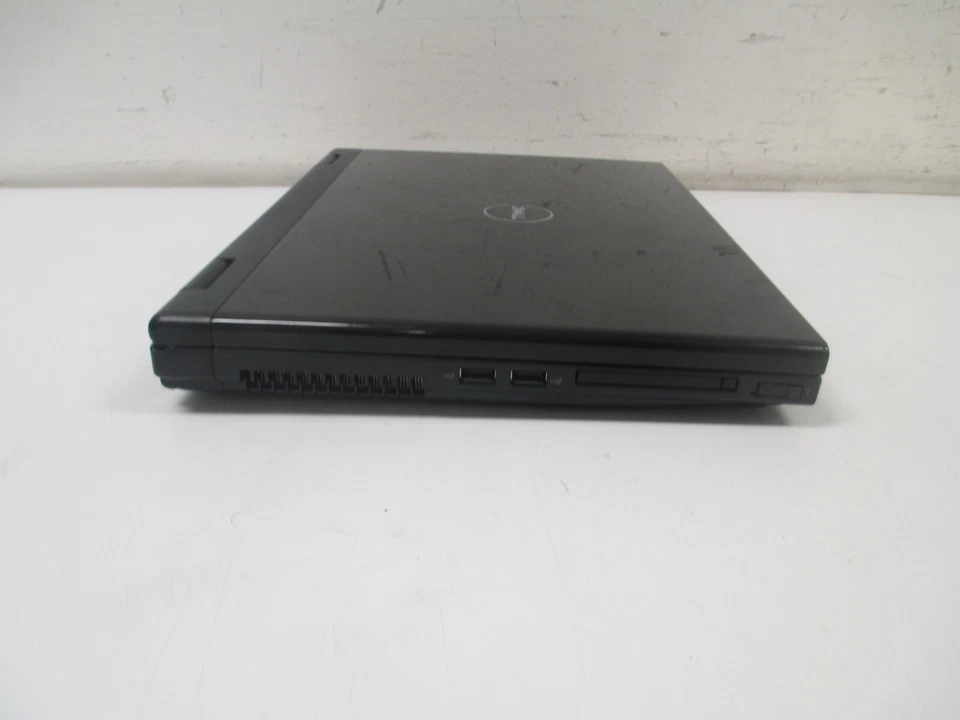 Dell Vostro 1520 Core 2 Duo T6670 @2.20GHz 640KB RAM No HDD No OS *Bad Battery* - Image 3 of 4