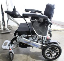 Miracle Mobility Platinum 8000 Folding Electric Wheelchair Tested, Works Great