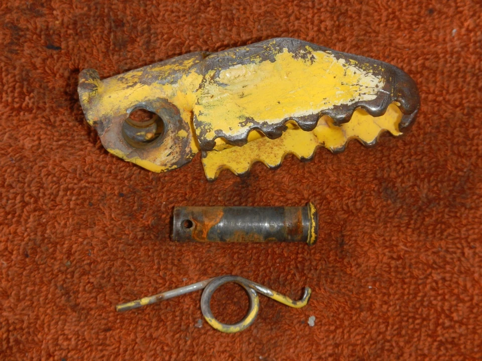 右手驱动脚钉 1991 91 铃木 DR350R DR350 DR 350 — 第 4/4 张图片