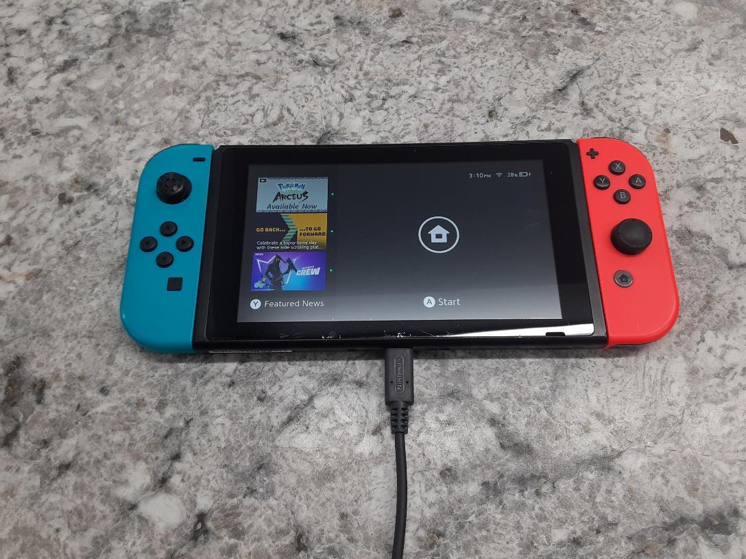 NINTENDO SWITCH HANDHELD - HAC-001 (PS5003299)
