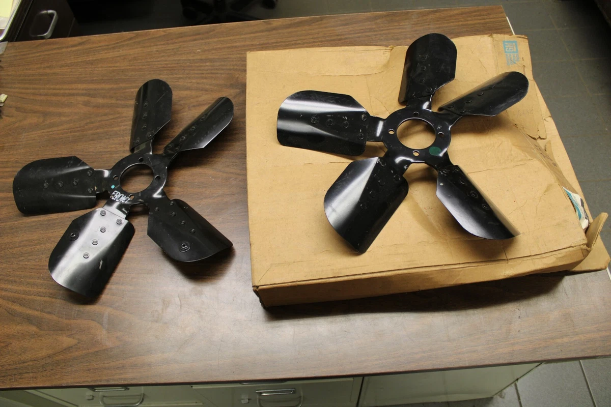 1963 1964 1965 1966 1967 Corvette NOS 5 Blade Fan 17