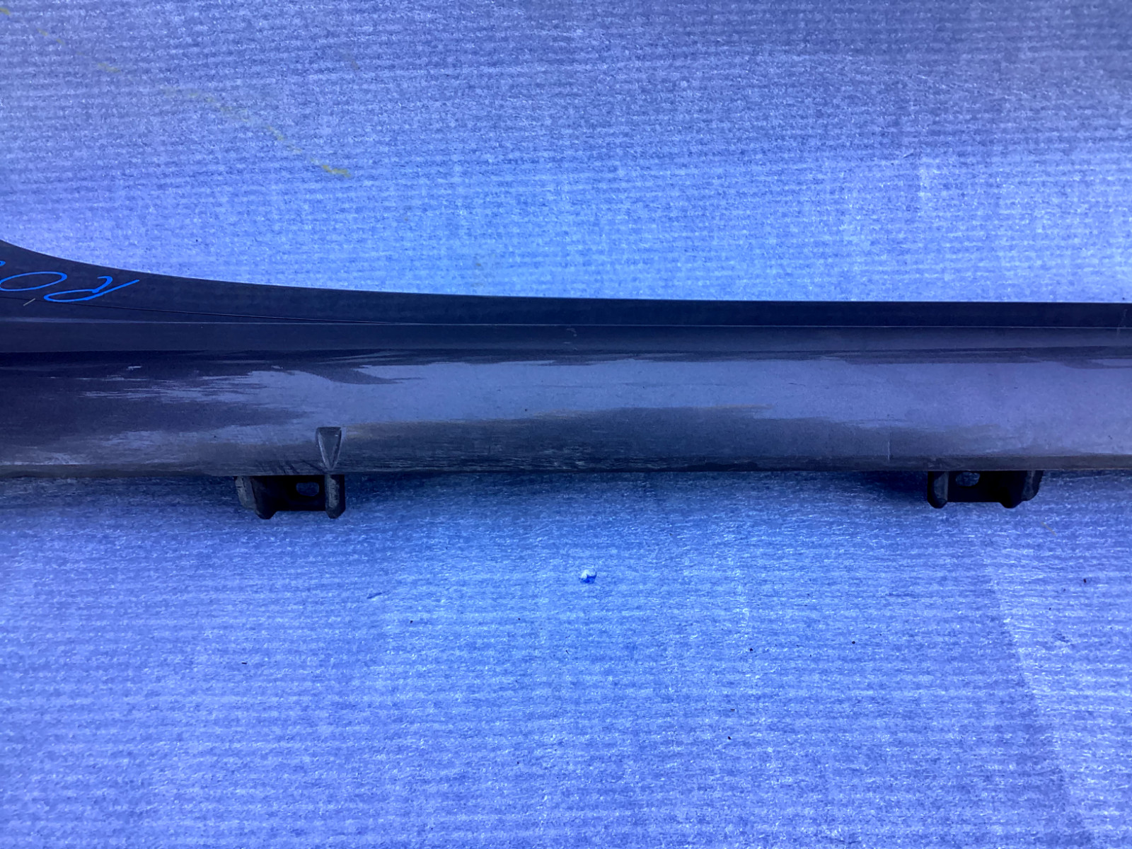 2014-2020 Maserati Quattroporte right rocker molding OEM