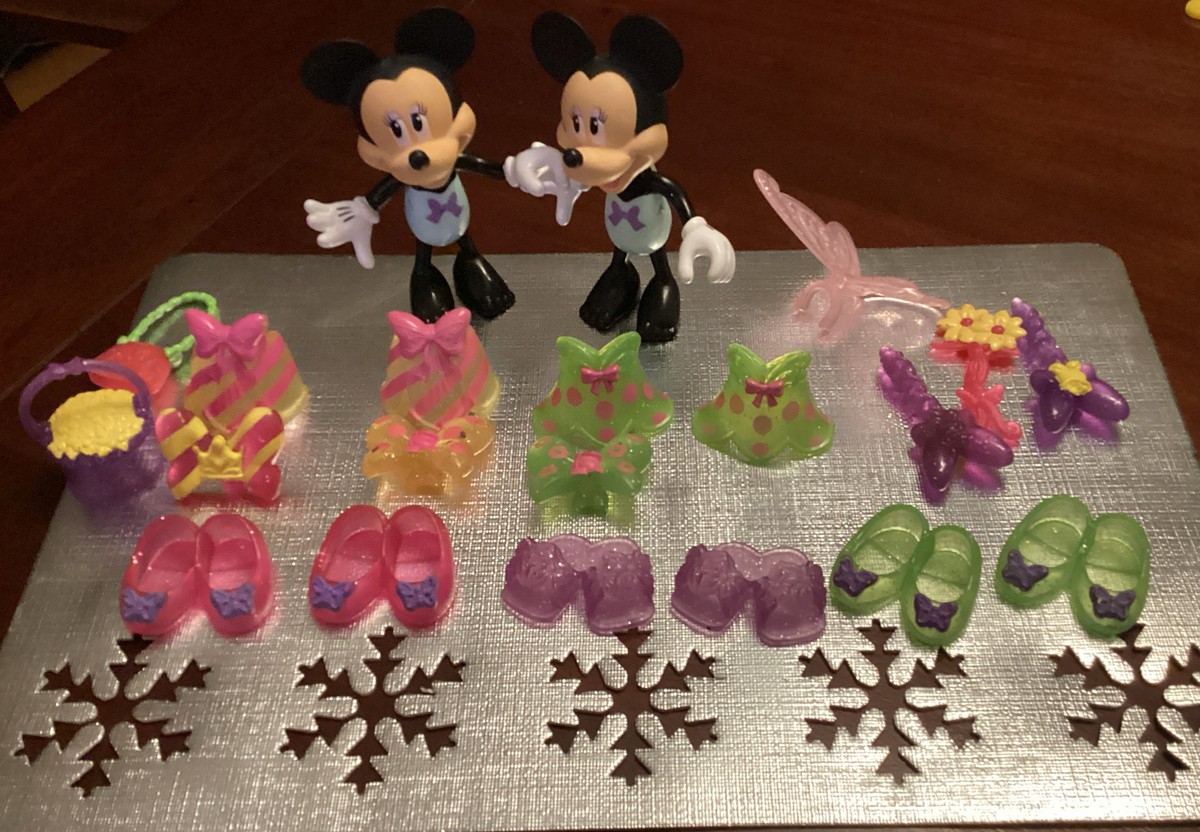 Disney-Mattel Minnie Mouse Dress Up Snap N Style Bowtique dolls