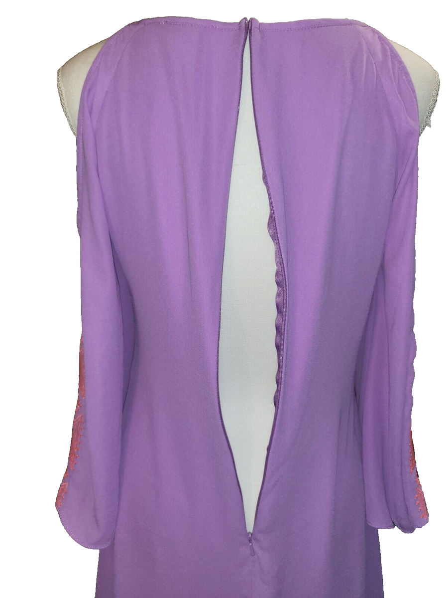 gianni bini purple dress Gianni Bini Purple Dress With Embroidery 100% polyester size medium
