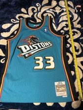 Grant Hill Retro Pistons Jersey Size L