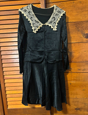 Women s Vintage Black Shift Dress Ivory Lace Collar Long Sleeve, Size 2