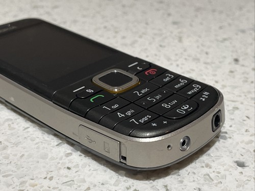 Nokia 6720 Classic (Unlocked) - 3G Titanium Mobile Phone 6720c-1b - Picture 6 of 12