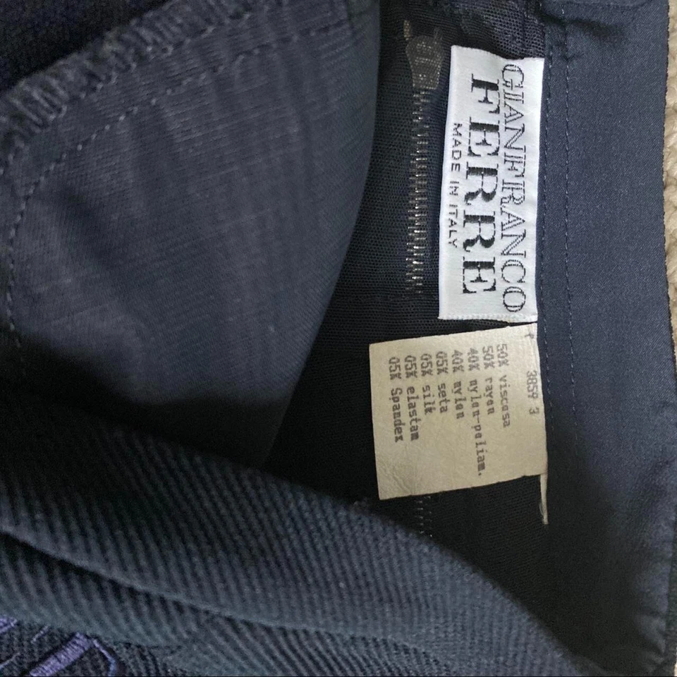 minifalda gianfranco ferre azul oscuro/negro Foto 3 de 3