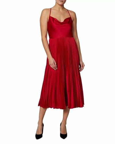 NWT $168 Laundry By Shelli Segal 