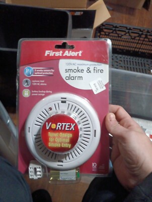 First Alert 120v Maximum Protection Smoke Fire Alarm Vortex Dual ...