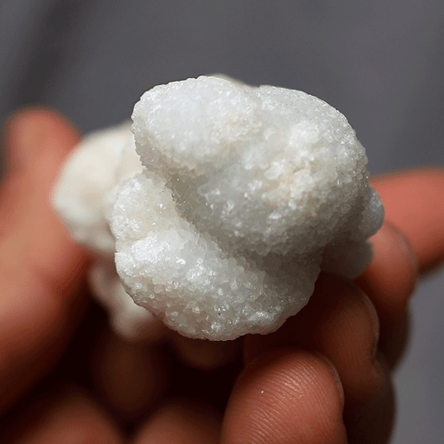 Espécimen de geoda de cristal druzy estalactita de cuarzo solar natural 80,2 g decoración mineral - Imagen 5 de 17