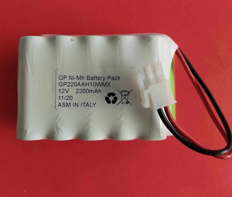 Batteria CARDIOLINE ECG 200S Ni-Mh GP220AAH10WMXZ 12V 2,2Ah GP Battery
