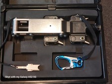 Cembre RHVD Strumento Ferroviario Idraulico RFI DIS Rilascio Morsetto - Prezzo consigliato £2900 - Usato