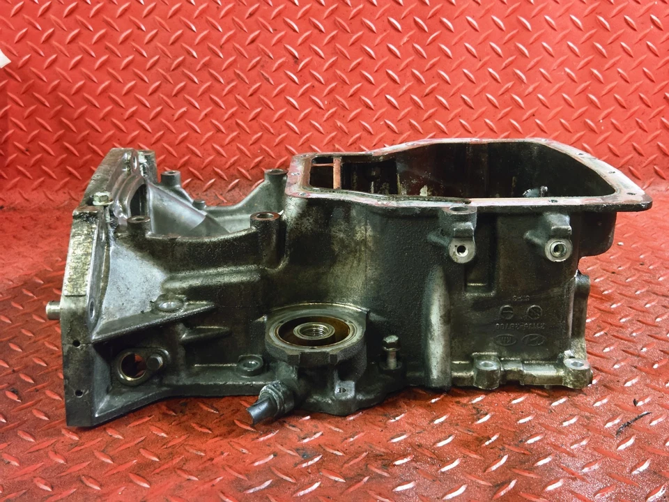 Panela superior de óleo do motor 2014-2024 para modelos Hyundai Kia 1.6 211352B700 Turbo - Imagem 2 de 4