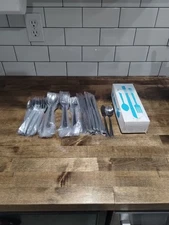 New Vintage Interpur 50 Piece Deco Rose STAINLESS FLATWARE Japan, NIB Service 8