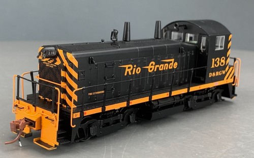 HO Rapido 27521 EMD SW1200 Rio Grande #138 DC/DCC/Sonido ¡NUEVO EN CAJA! HO7931 | Zustand: New