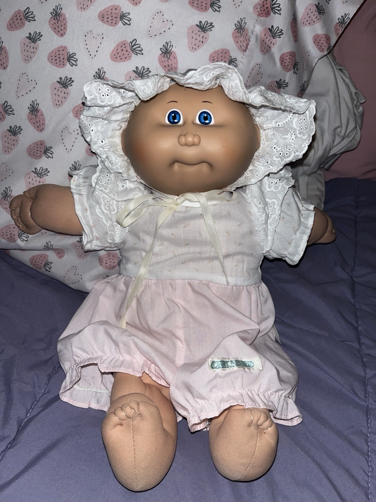 Vintage Cabbage Patch Doll 1982 Signed Xavier Roberts Soft Body Light
