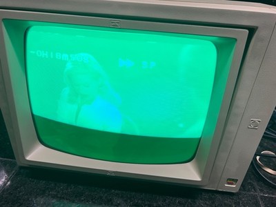 Apple II Green Phosphor Composite Tilt Screen Monitor A2M2010 | eBay Apple II Green Phosphor Composite Tilt Screen Monitor A2M2010 | eBay