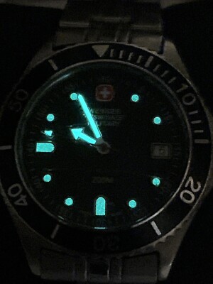 Swiss Military Diver Style Watch 200M Water Resistant Black Dial Day Date 79068 Swiss Military Tank Nero | Watch Review – WatchReport.com main image 4