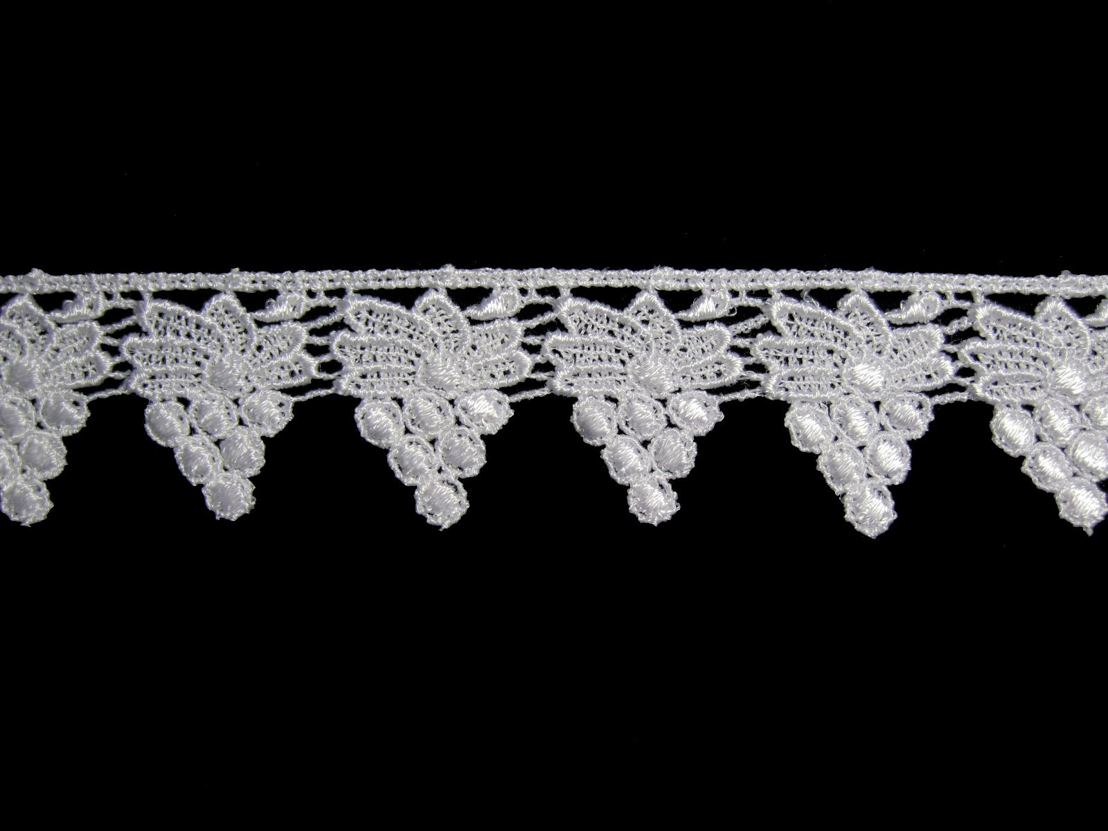 Unotrim 1.25" White Ivory Grape Vine Venice Lace Trim DIY sewing Notions By Yard