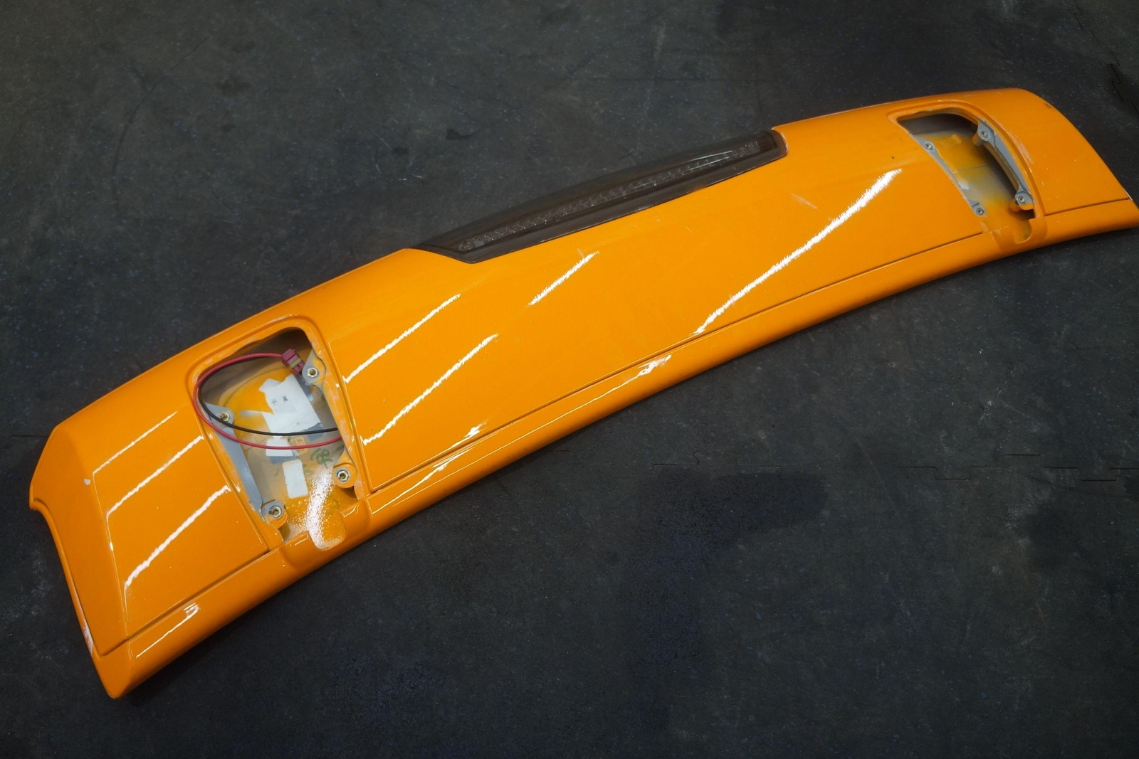 Rear Deck Lid Spoiler Wing Panel Brake Light Lamp Orange McLaren MP4-12C 2014