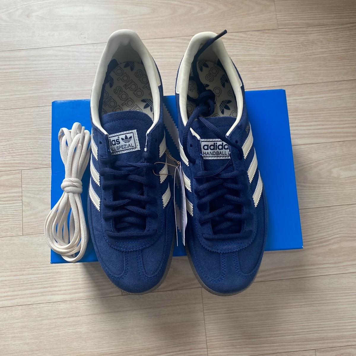 靴 adidas spezial adidas Handball Spezial Shoes - Green | Free Shipping with