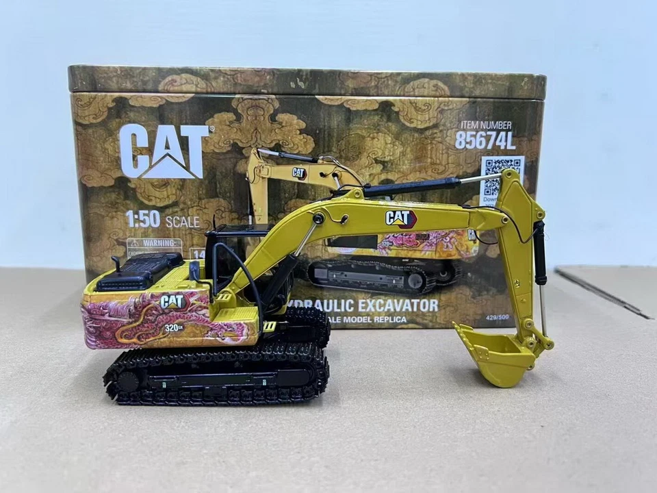 DM 1/50 Cat 320 GX Hydraulic Excavator Diecast Model Limited edition 85674L - Image 4 of 4