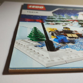 LEGO Creator Winter Village Bakery 10216 In 2010 Retired Complete Parts
