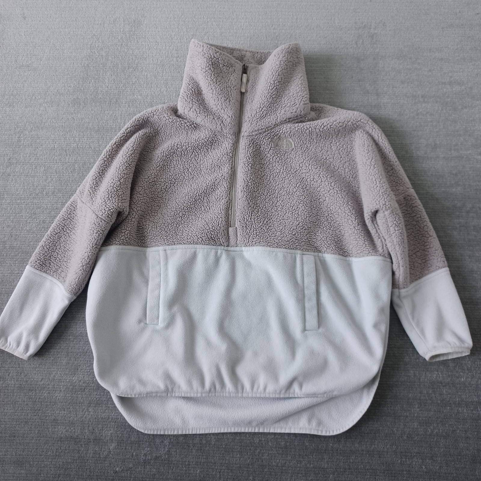 The North Face Tundra Sherpa Fleece Pullover Womens M Beige Cozy Soft Warm