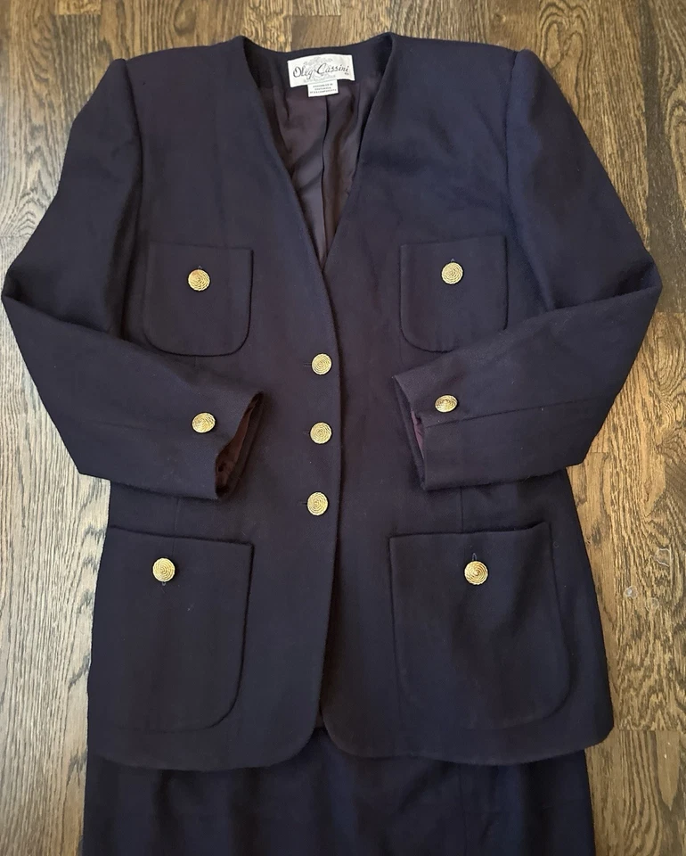 Traje Blazer Oleg Cassini De Colección Azul Marino Lana Dos Piezas Para Mujer Botones Dorados Talla 12” Foto 3 de 4